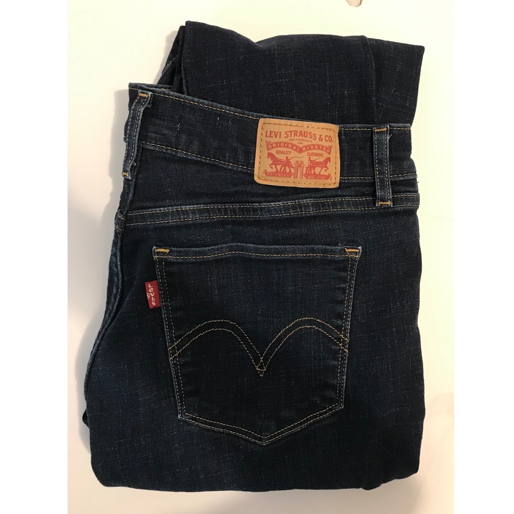 Levis Classic Straight Leg Jeans Womens 6